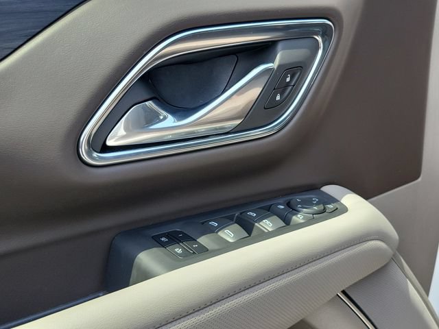 Used 2023 GMC Yukon SLT w/ SLT Premium Package AWD/4WD image 19