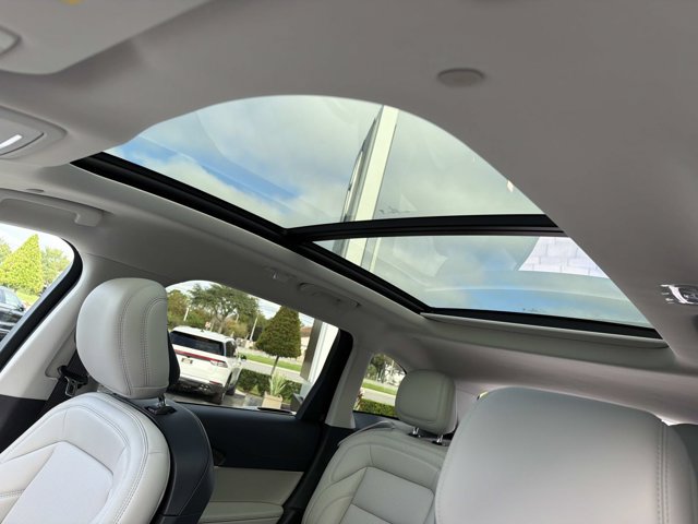 New 2026 Lincoln Nautilus Premier w/ Equipment Group 102A AWD/4WD image 31