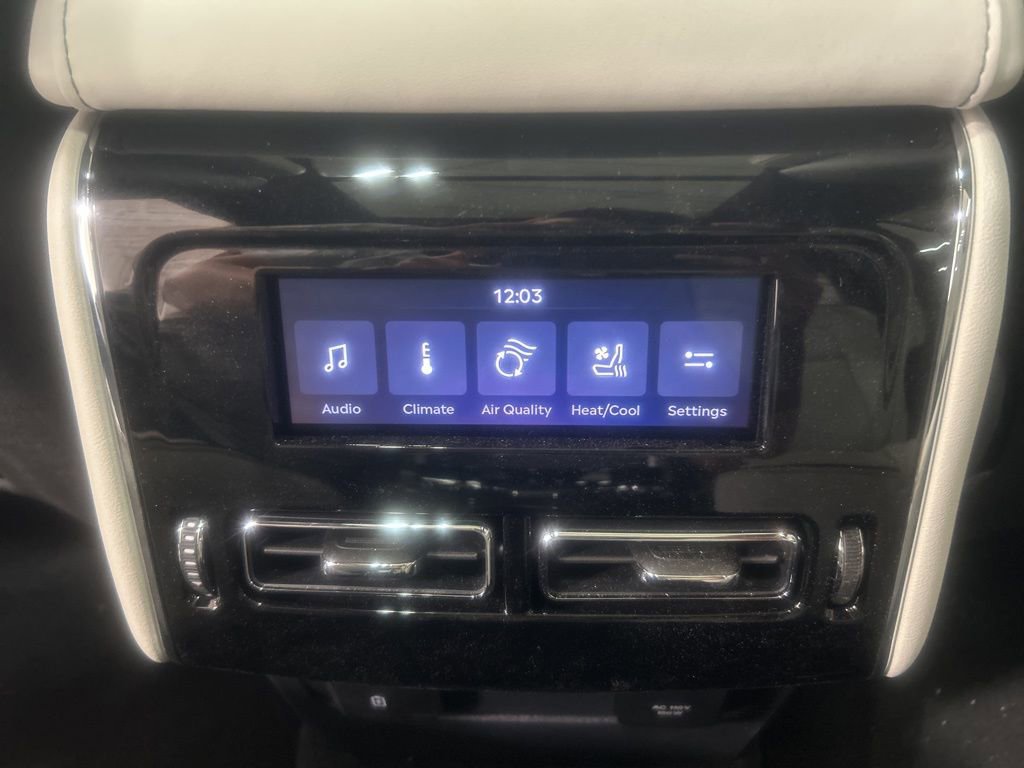 New 2025 Lincoln Aviator Black Label w/ Black Label Special Edition image 27