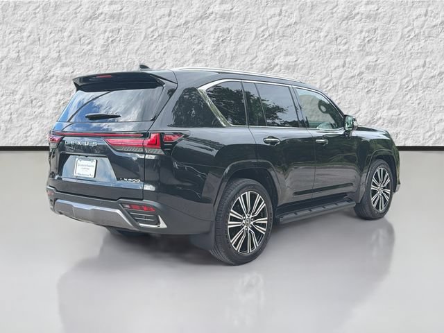 Used 2025 Lexus LX 600 4WD w/ Accessory Package (2T) image 3