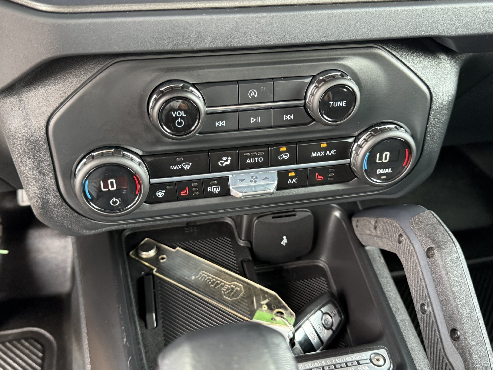 Certified 2025 Ford Bronco Badlands AWD/4WD image 26