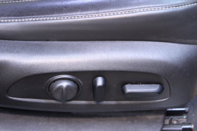 Used 2018 GMC Acadia SLT image 12