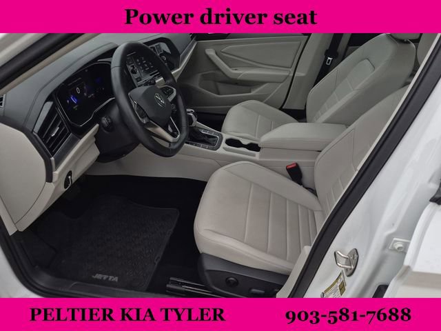 Used 2023 Volkswagen Jetta SE w/ Panoramic Sunroof Package FWD image 19