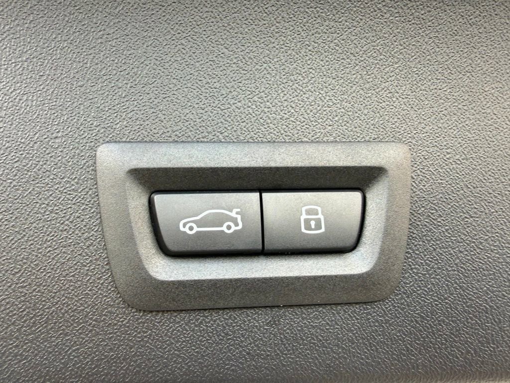 Used 2026 BMW X3 xDrive30 w/ M Sport Package image 33