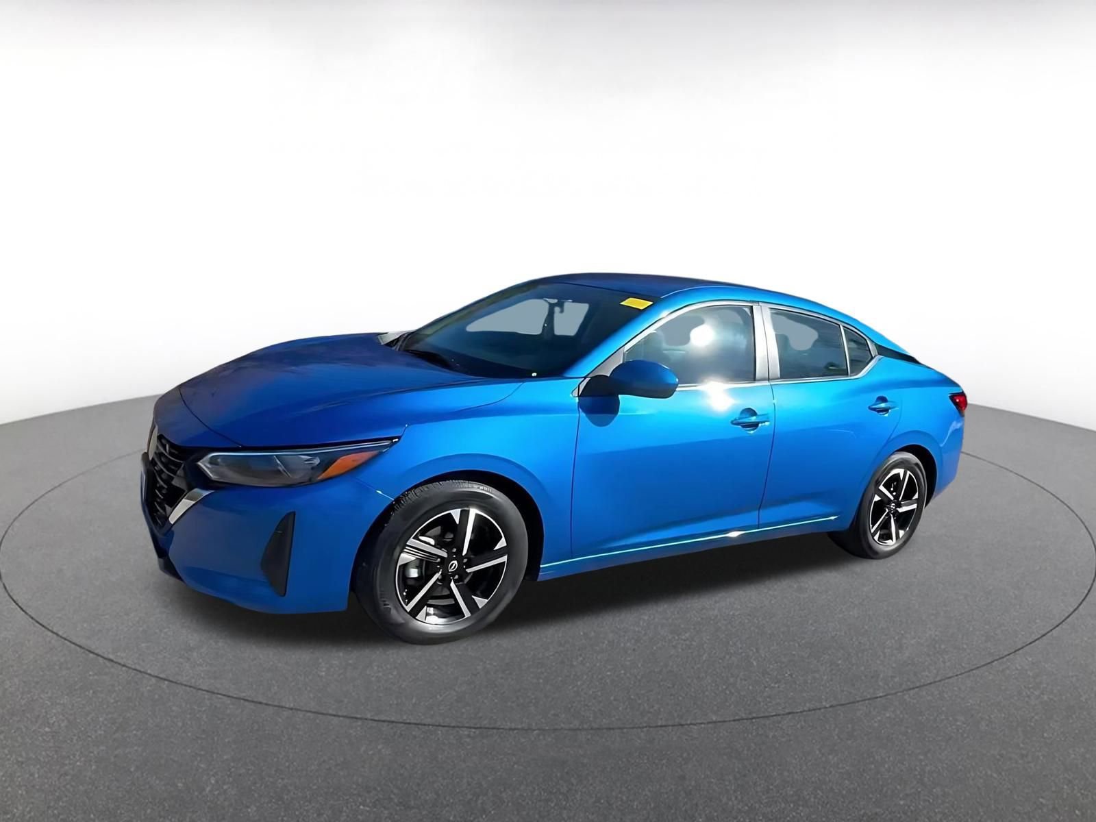 Used 2025 Nissan Sentra SV image 8