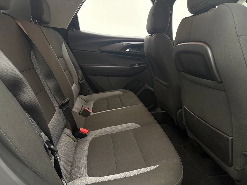 Used 2025 Chevrolet TrailBlazer LT FWD image 29