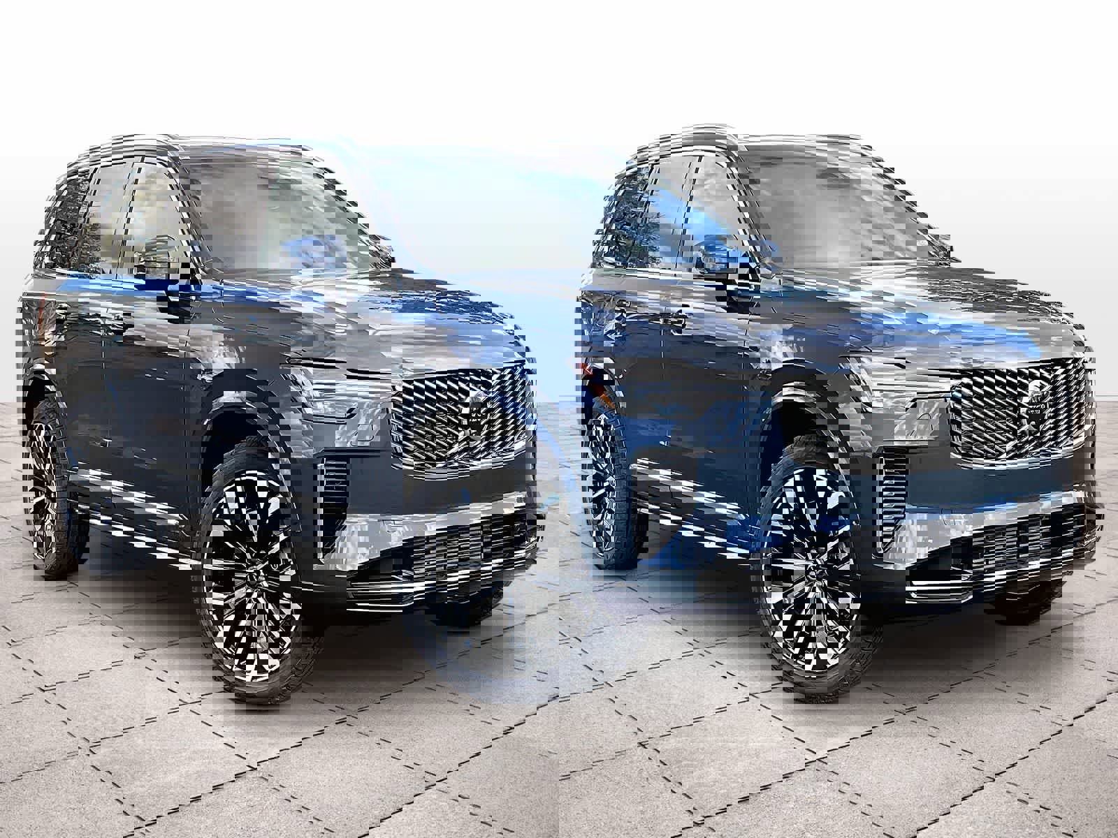 New 2026 Volvo XC90 T8 Plus w/ Protection Package Premier image 2