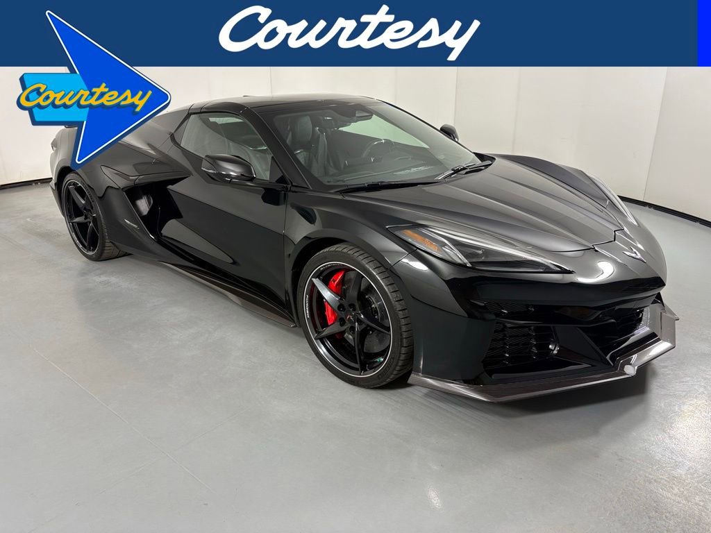 Used 2025 Chevrolet Corvette E-Ray w/ Stealth Interior Trim Package AWD/4WD image 1