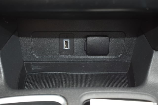 Used 2019 Ford Escape SE FWD image 28