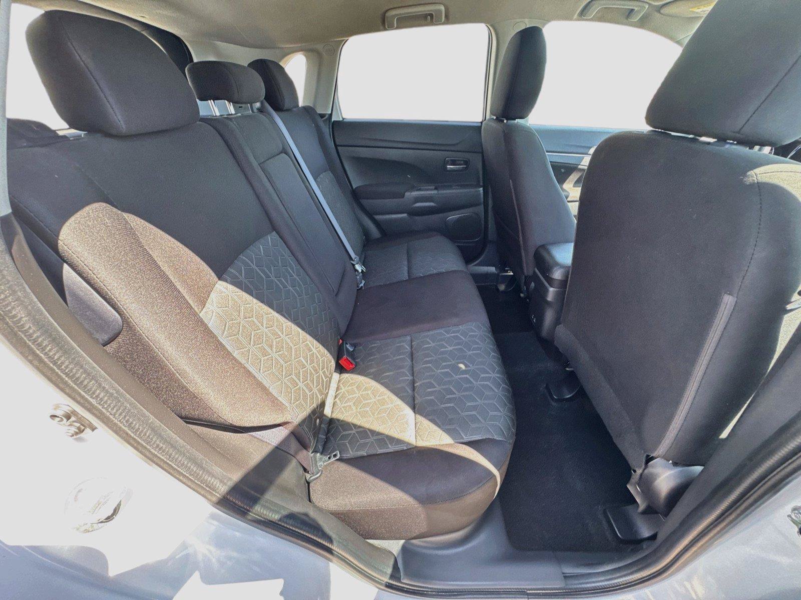 Used 2025 Mitsubishi Outlander Sport AWD image 13
