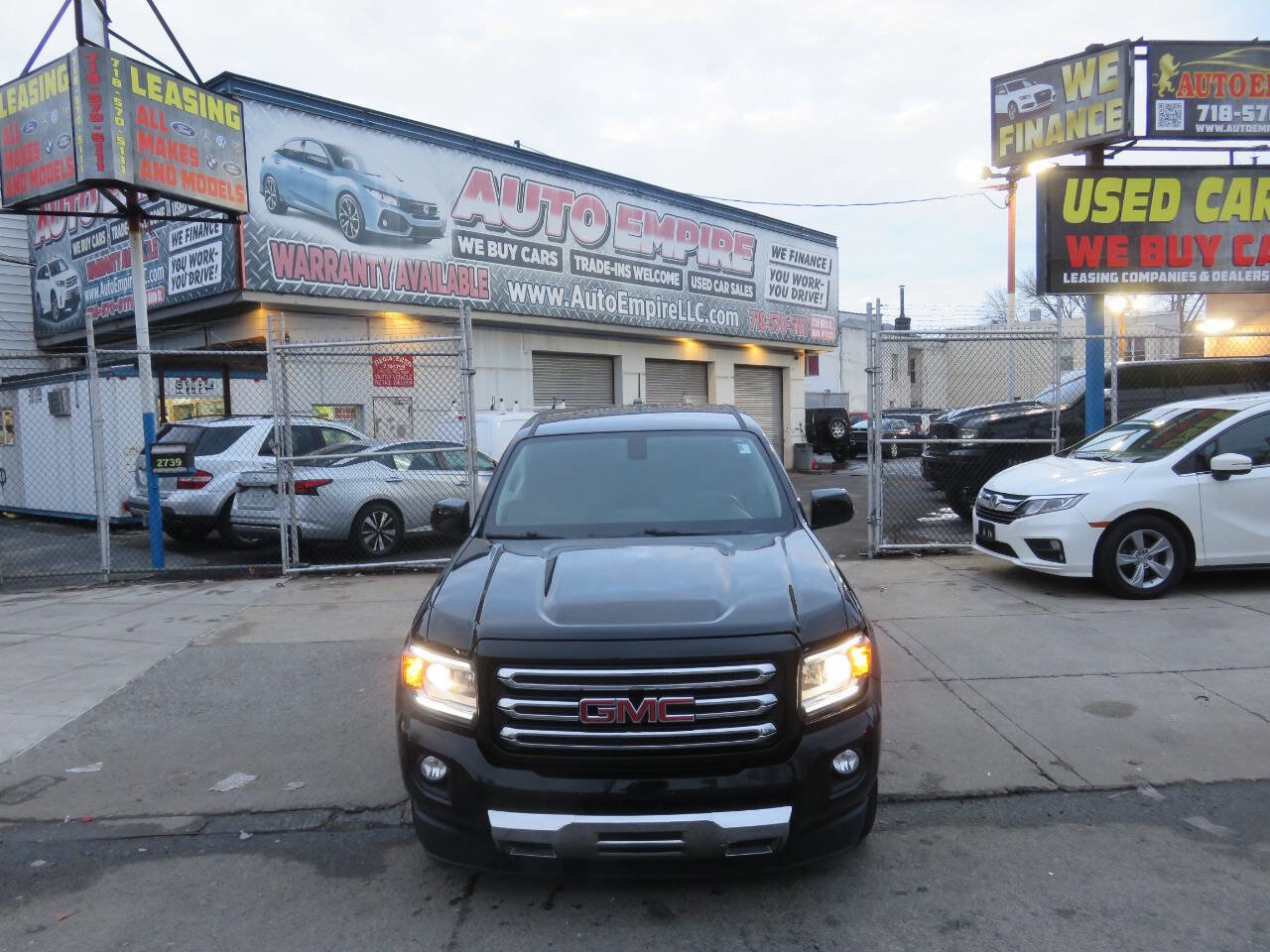 Used 2016 GMC Canyon SLE w/ All Terrain Package AWD/4WD image 7
