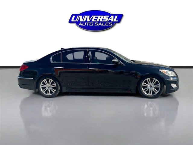 Used 2014 Hyundai Genesis 3.8 RWD image 8