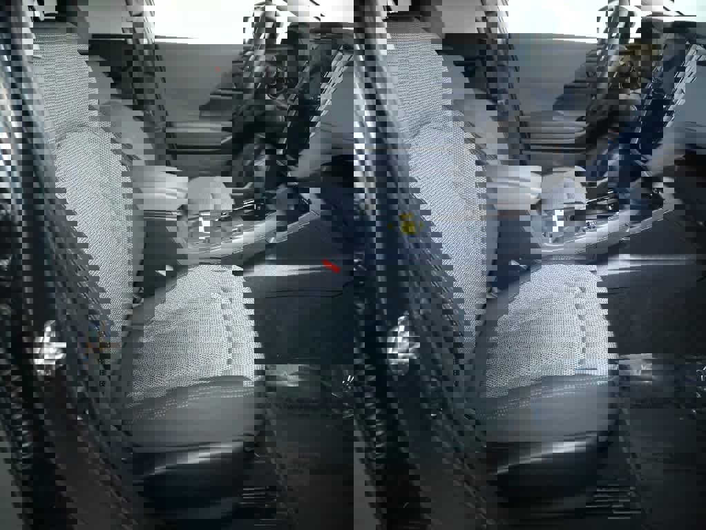 Used 2024 Subaru Crosstrek 2.0i Premium image 34