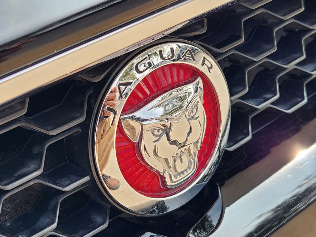 Used 2015 Jaguar F-TYPE S image 16