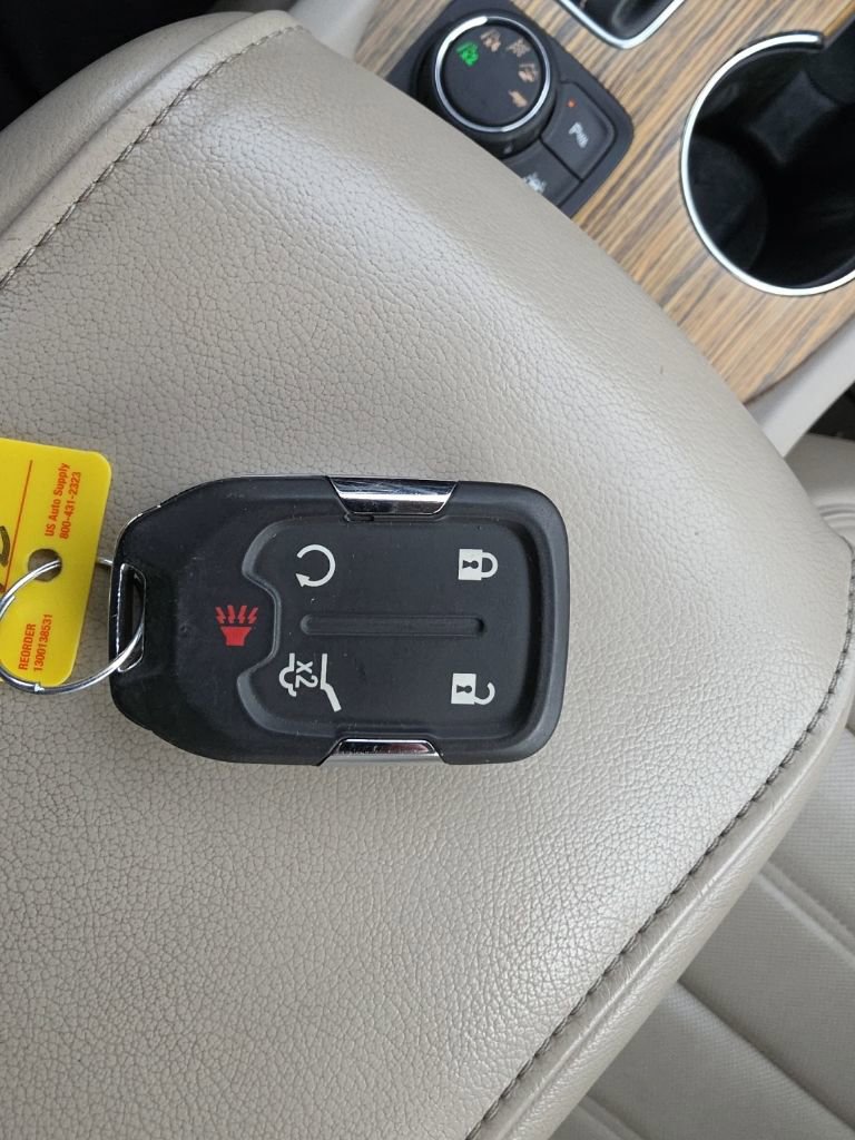 Used 2017 GMC Acadia Denali w/ Technology Package image 13