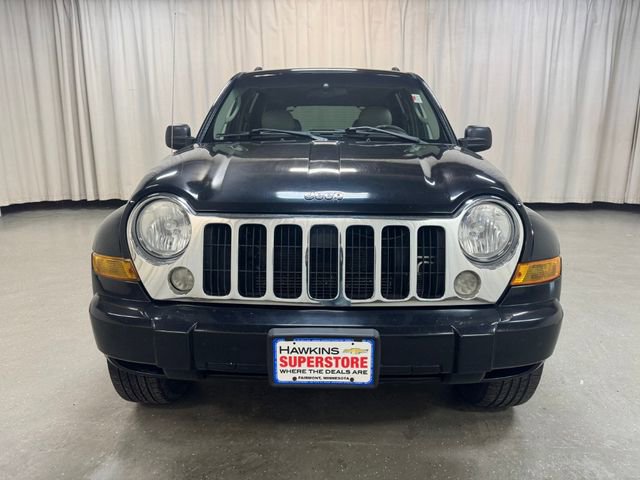 Used 2005 Jeep Liberty Limited image 11