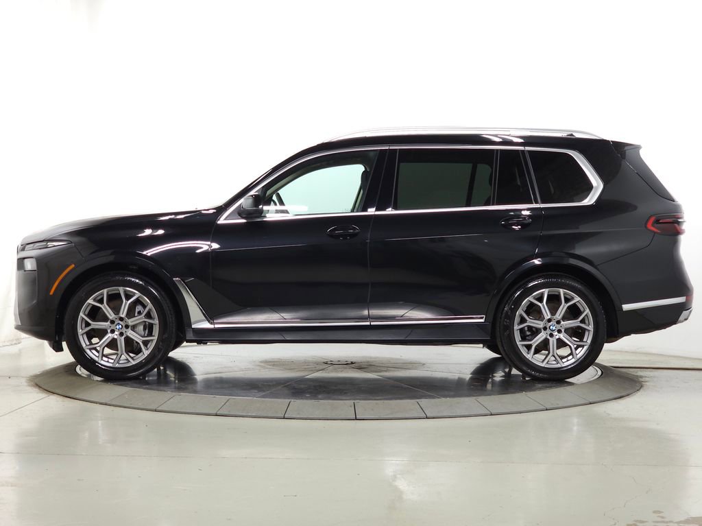 Used 2026 BMW X7 xDrive40i AWD/4WD image 4