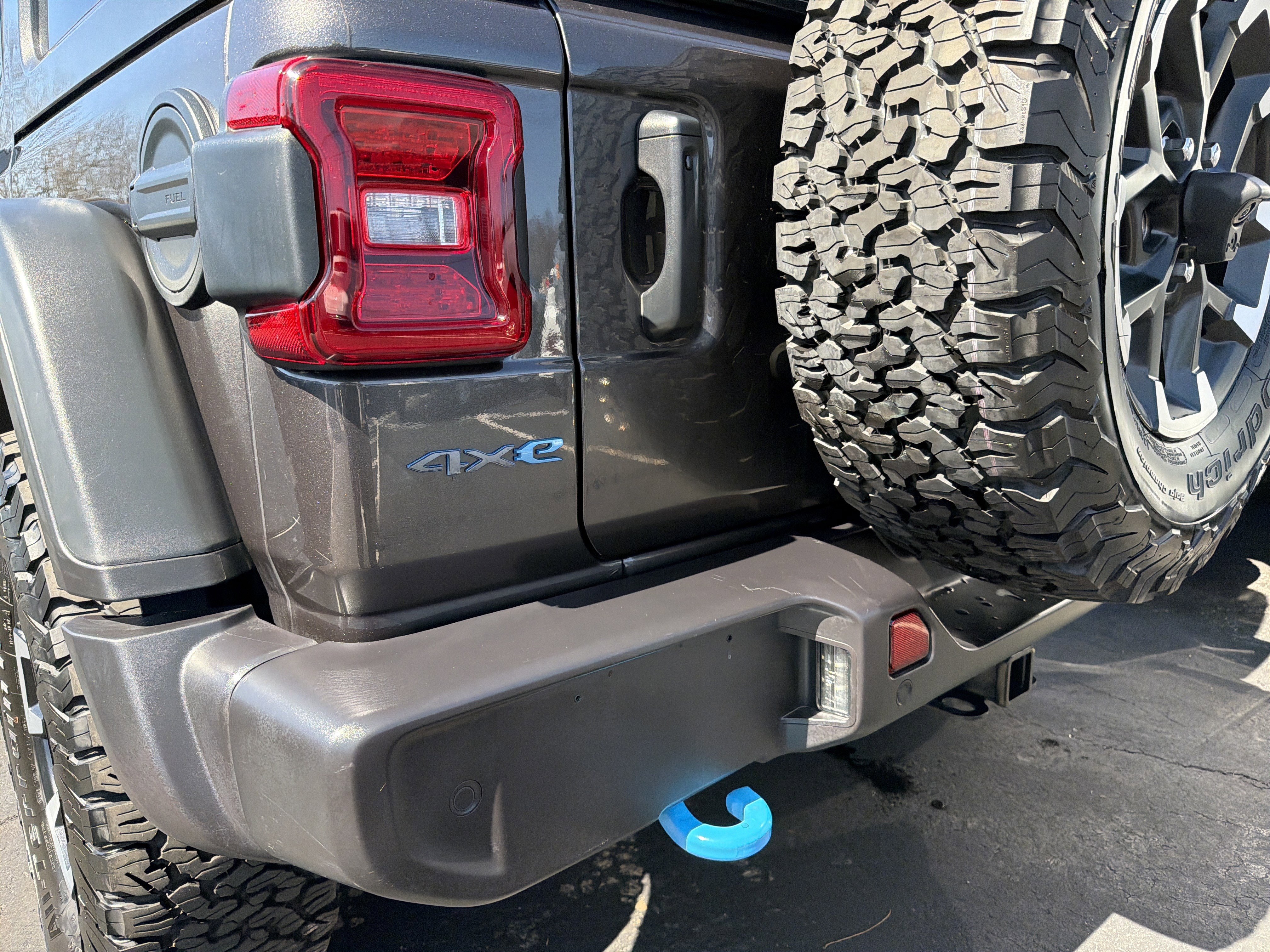 Certified 2025 Jeep Wrangler Unlimited Rubicon 4xe w/ Safety Group image 8