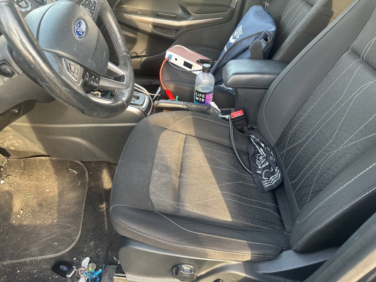 Used 2019 Ford EcoSport SE w/ SE Convenience Package image 10