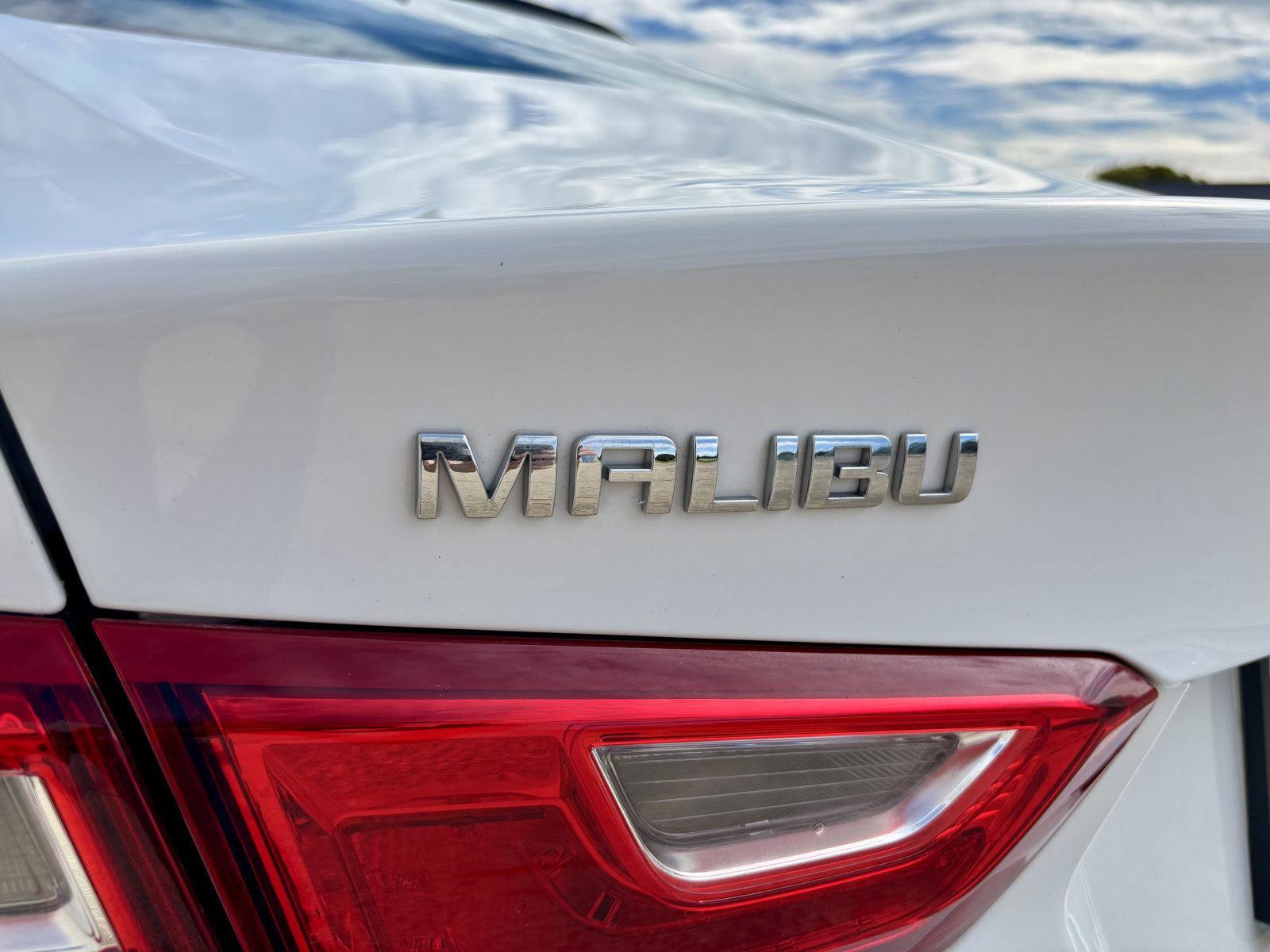 Used 2023 Chevrolet Malibu LT image 28