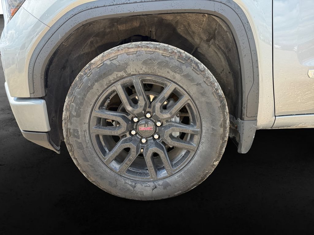 Used 2024 GMC Sierra 1500 Elevation AWD/4WD image 13