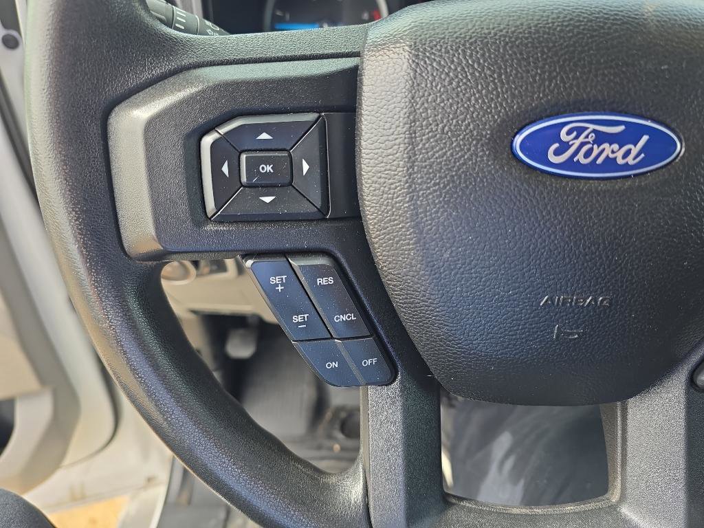 Used 2018 Ford F550 4x4 Regular Cab Super Duty image 17