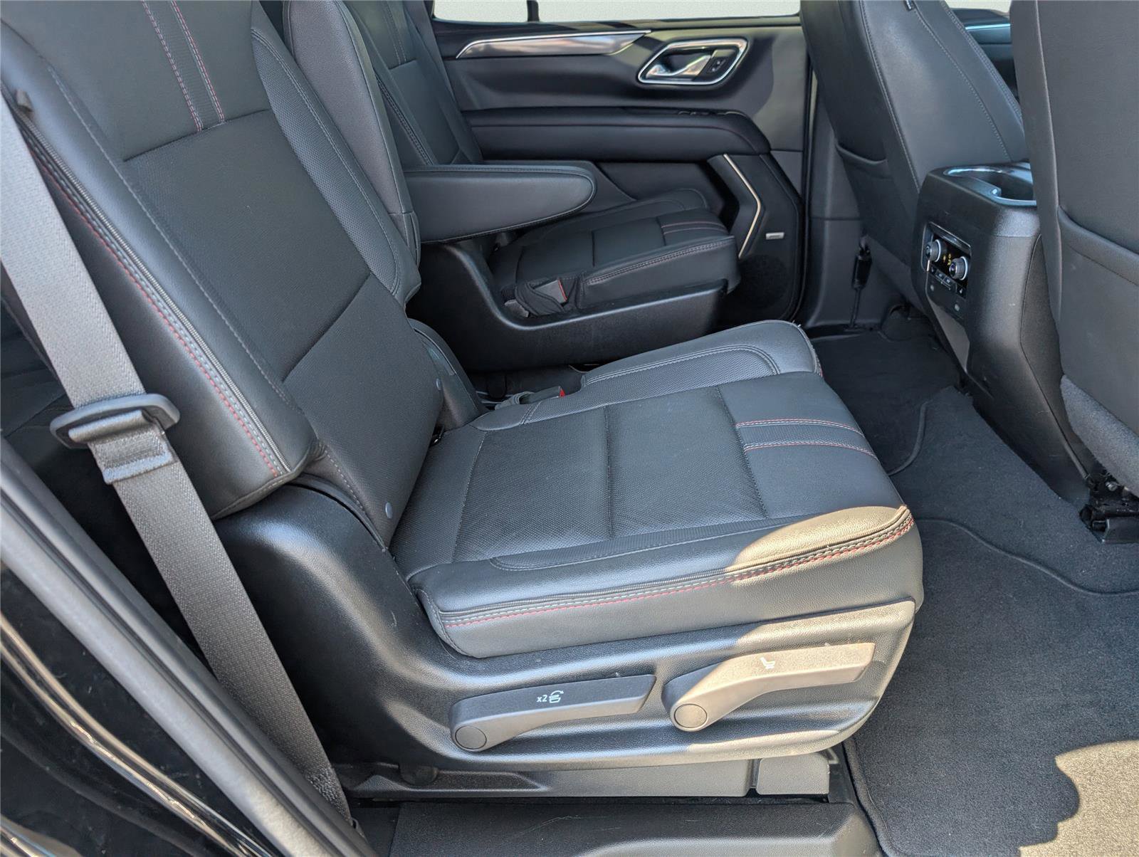 Used 2023 Chevrolet Tahoe RST w/ RST Performance Edition image 23