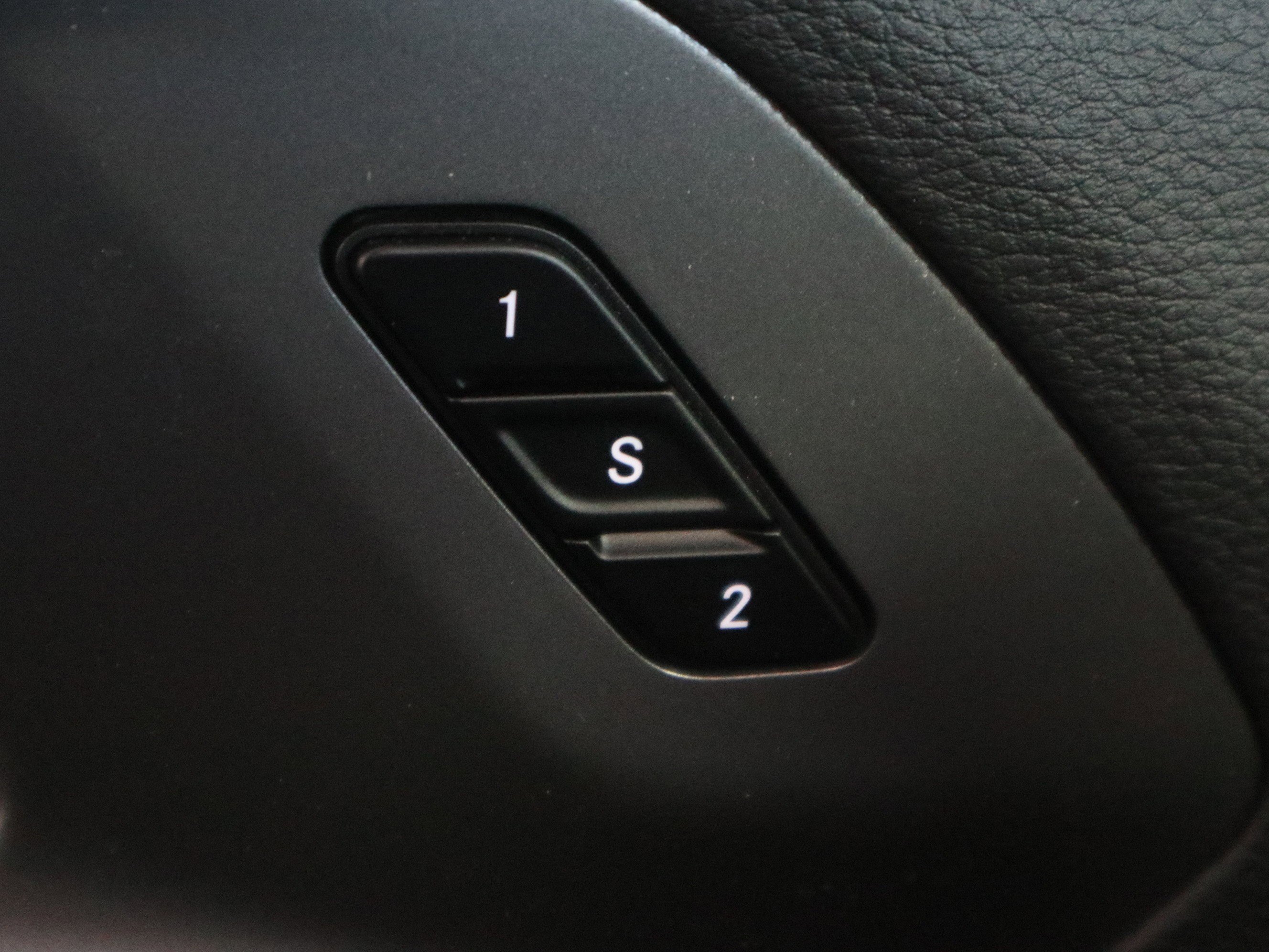 New 2026 Chrysler Pacifica Select image 36