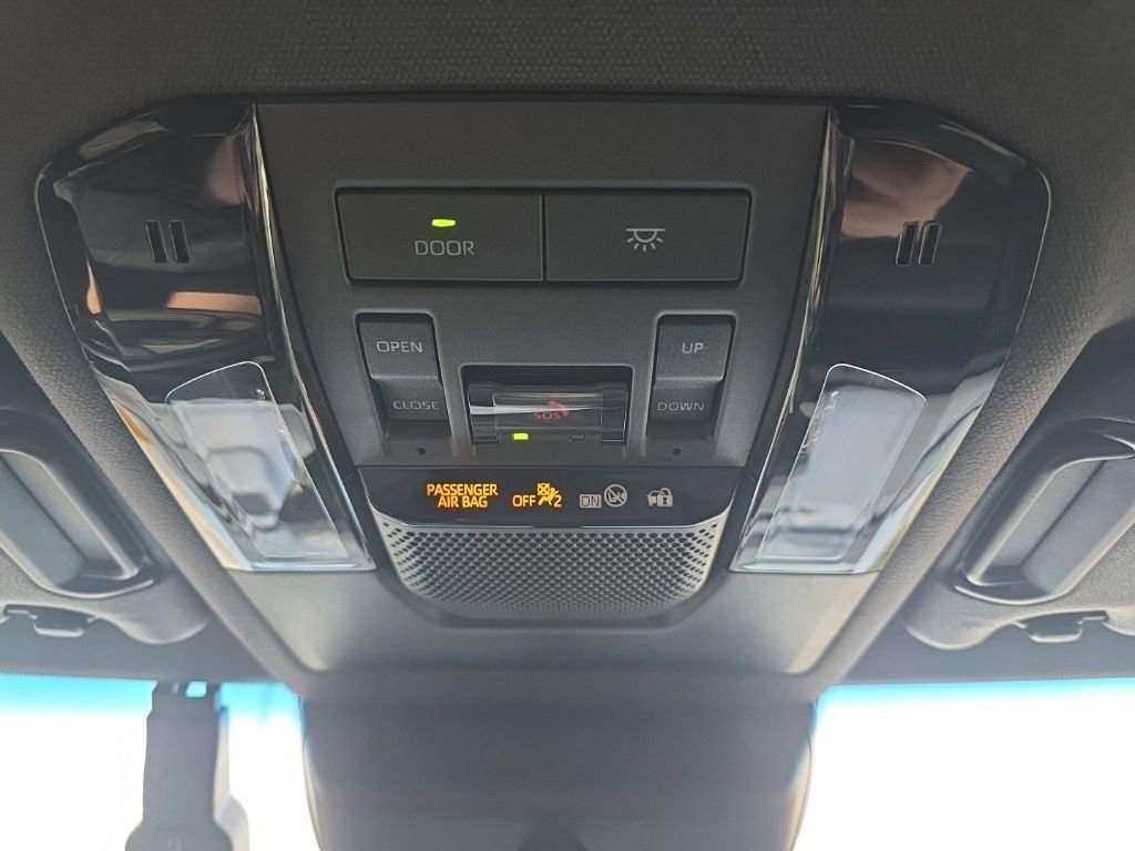 Used 2025 Toyota Land Cruiser w/ Premium Package image 33