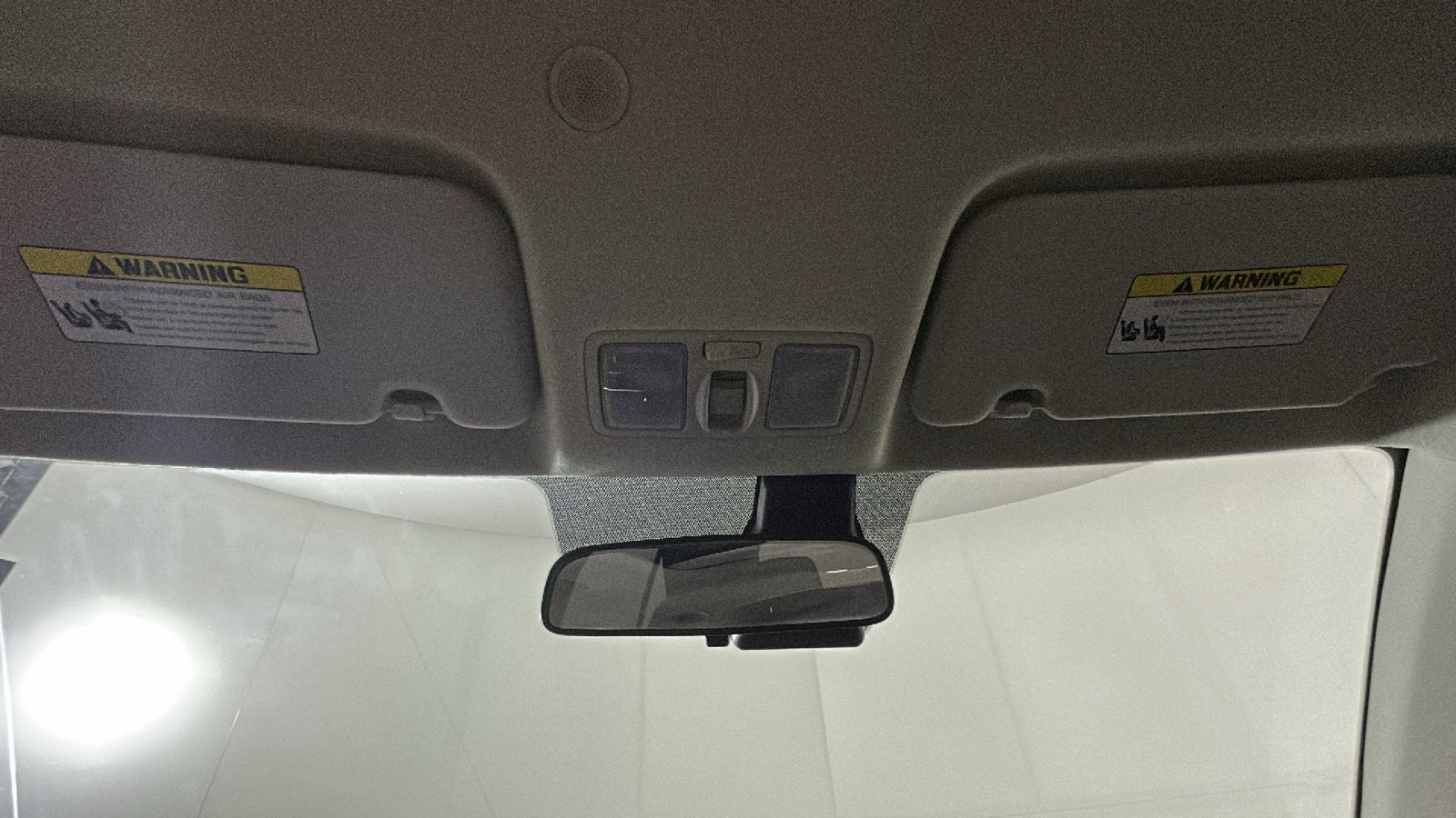 Certified 2024 Hyundai Venue SEL FWD image 31