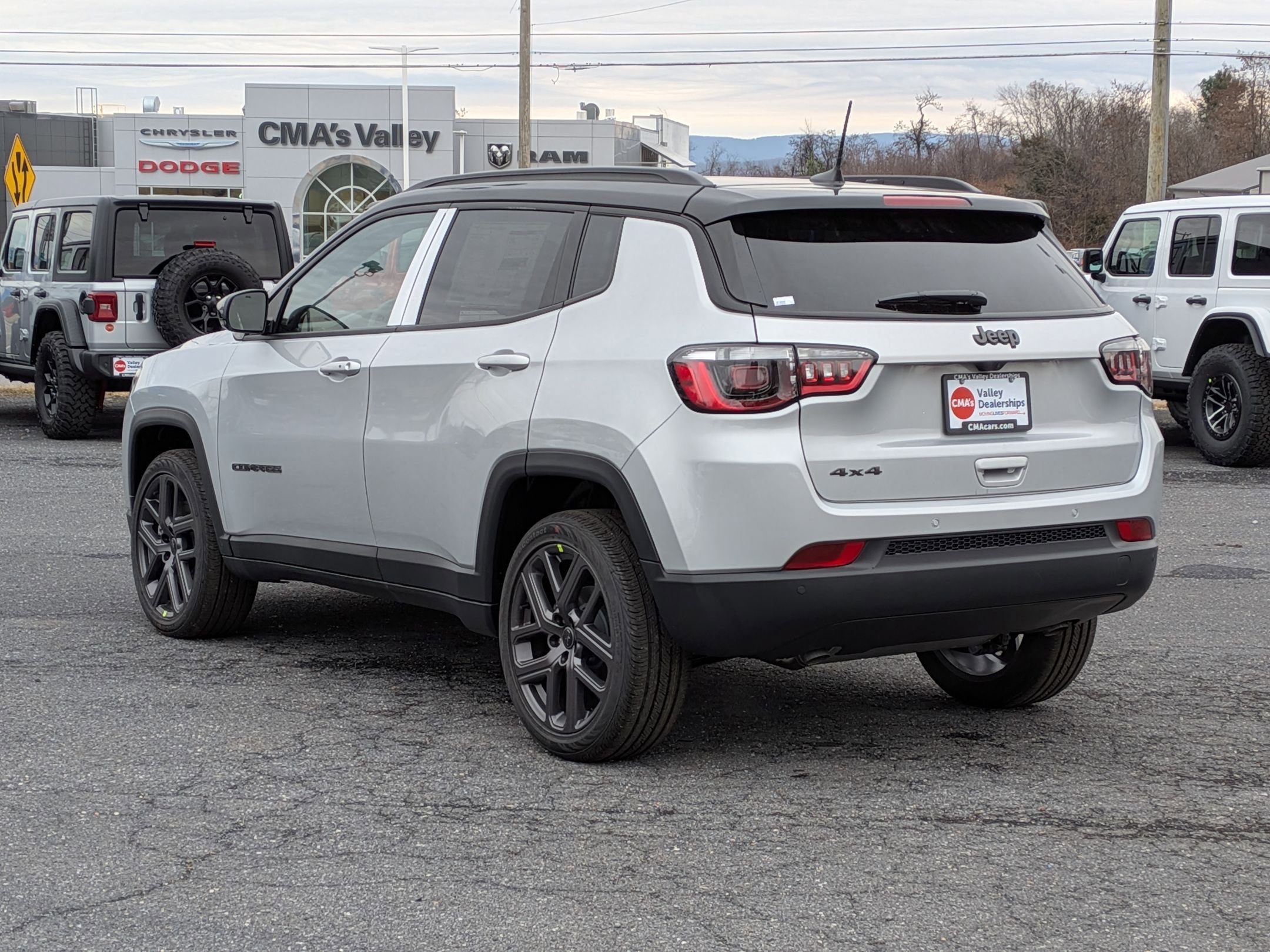 New 2026 Jeep Compass Limited w/ Sun, Sound & Navigation Group image 7