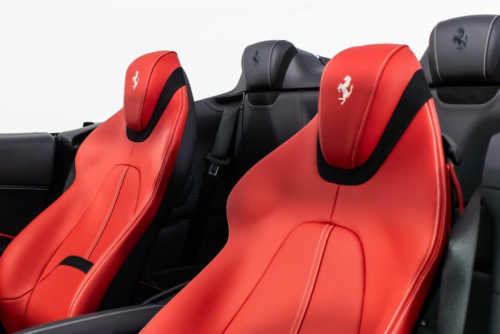 Certified 2025 Ferrari Roma Spider image 45