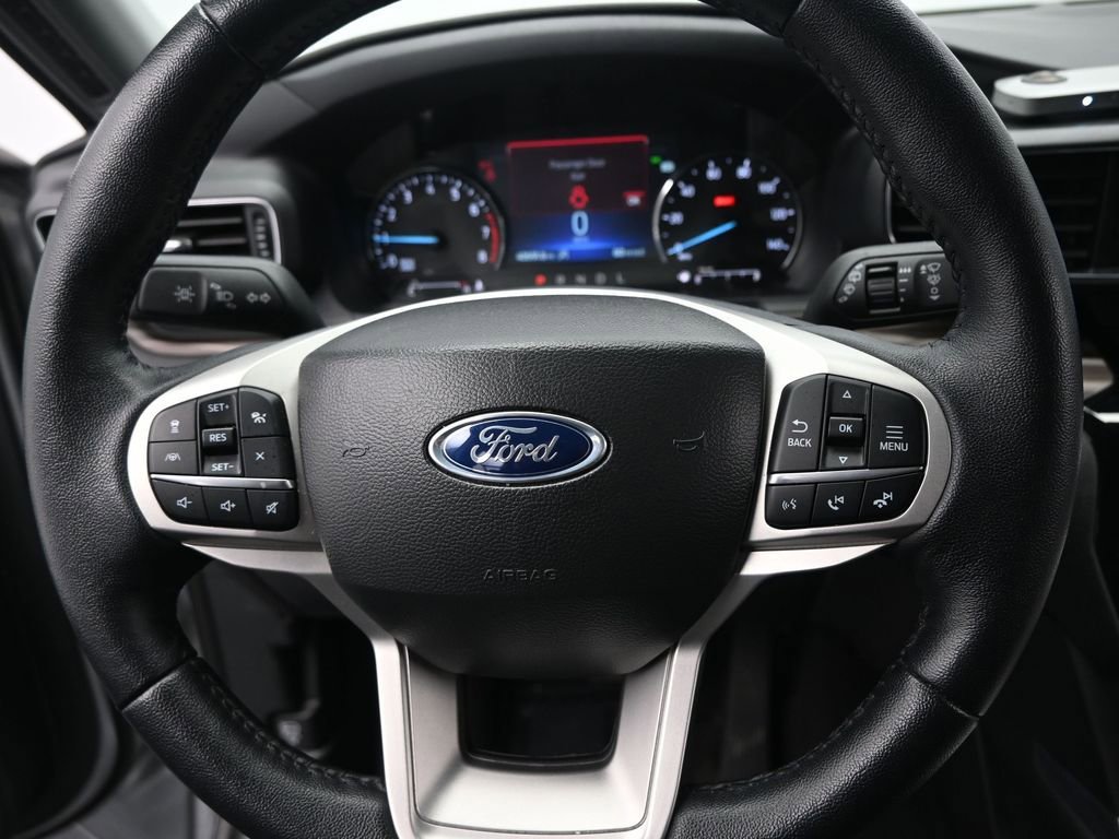 Used 2023 Ford Explorer Limited image 24