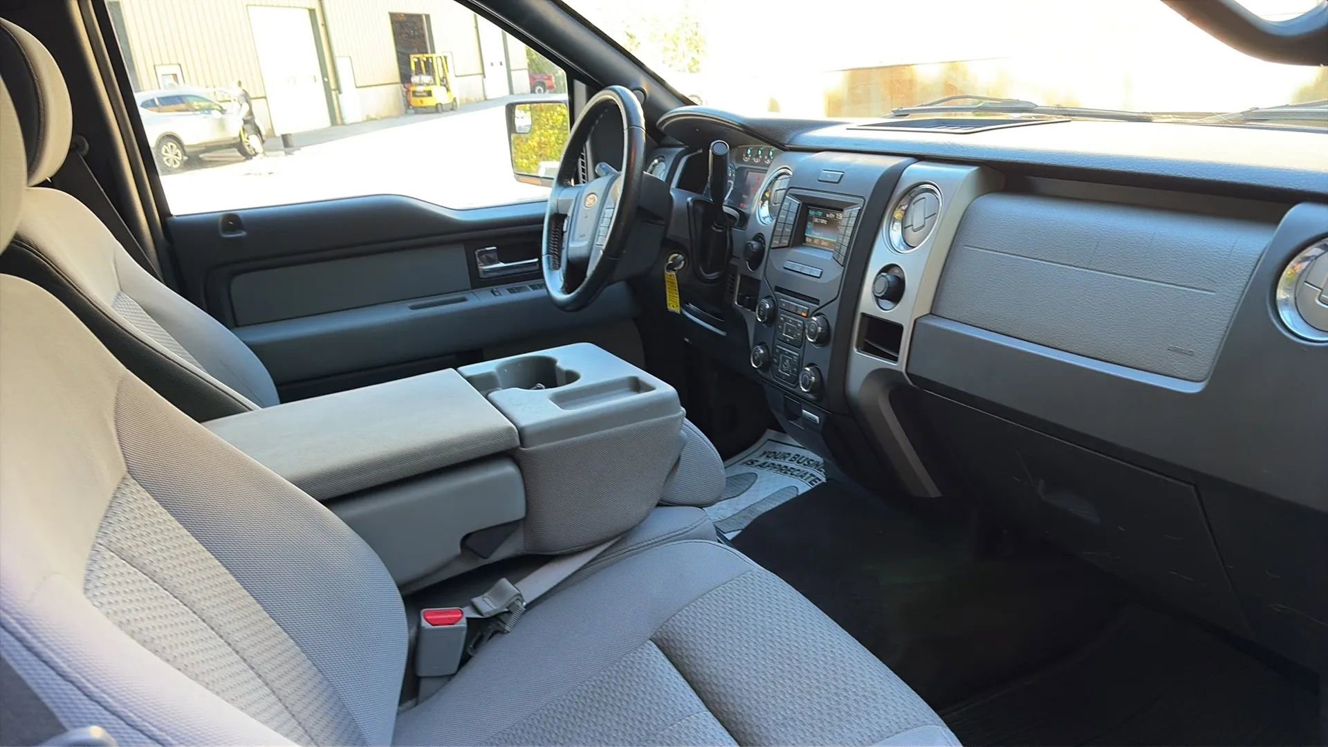 Used 2013 Ford F150 XLT w/ Luxury Equipment Group image 34