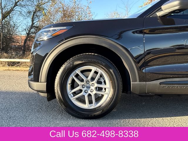 New 2026 Ford Explorer Active RWD image 5
