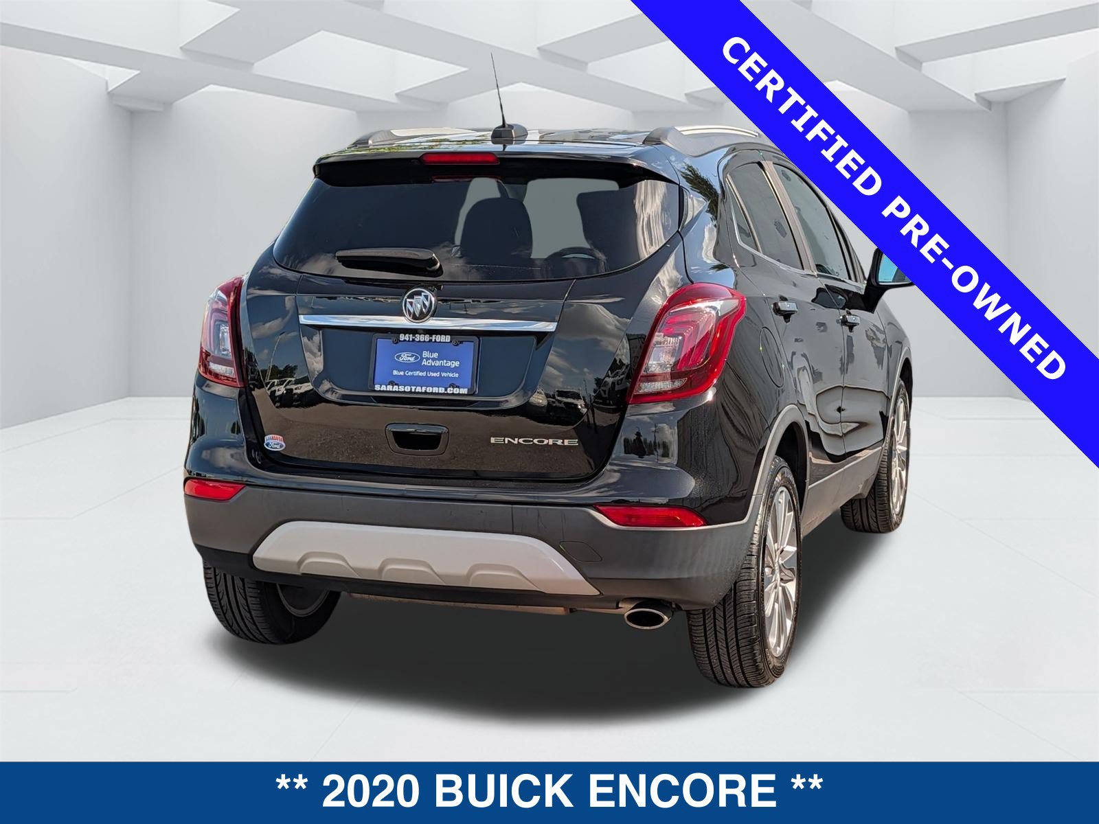 Used 2020 Buick Encore Preferred w/ Safety Package FWD image 5