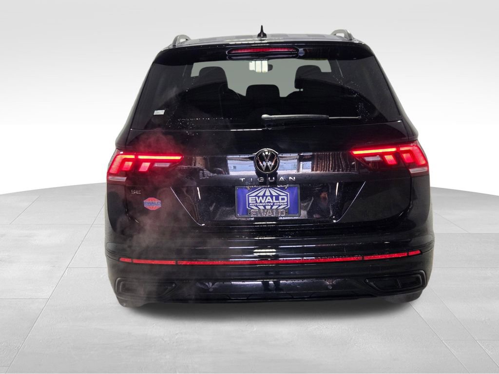 Used 2023 Volkswagen Tiguan SE R-Line image 20