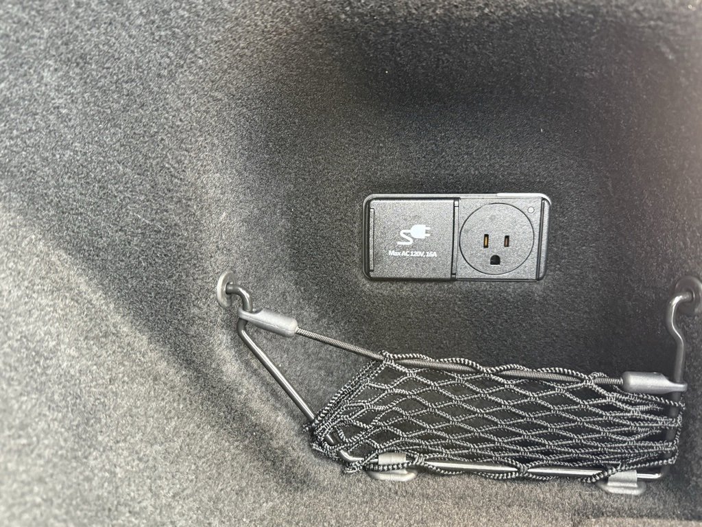 Used 2025 Genesis Electrified GV70 Advanced w/ Prestige Package image 13