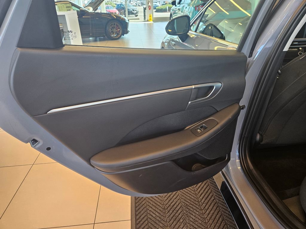 Used 2024 Hyundai Sonata SEL w/ Convenience Package FWD image 25