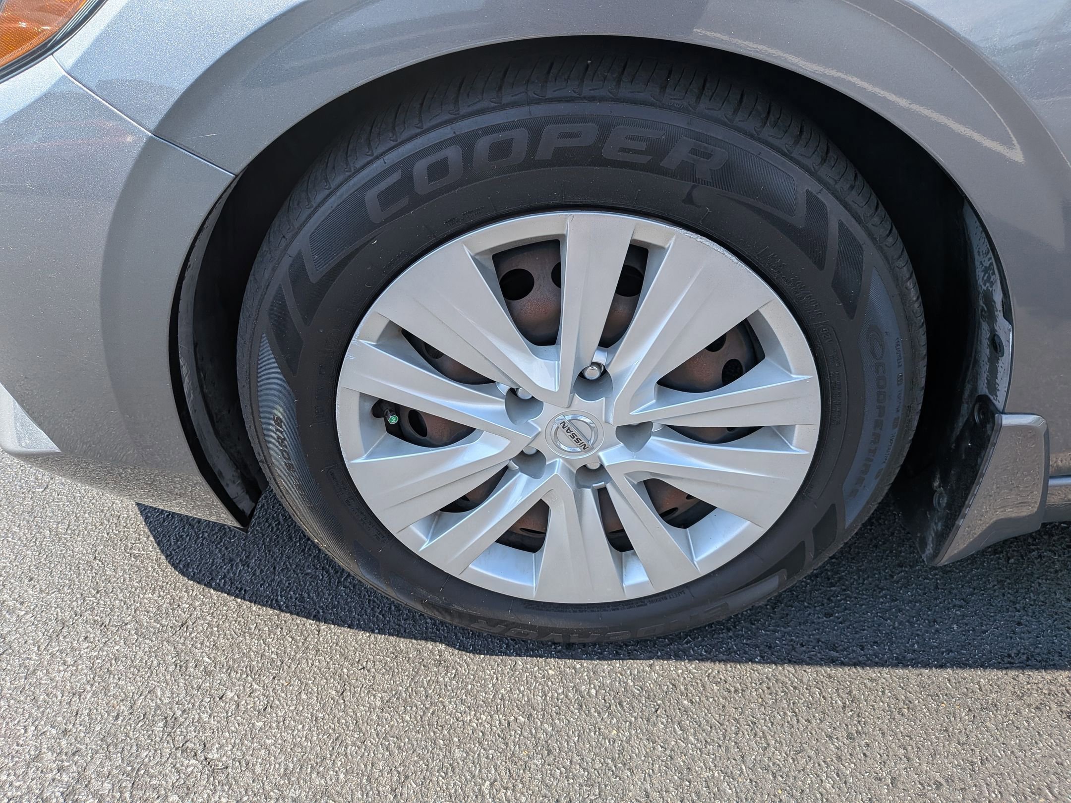 Used 2020 Nissan Sentra S FWD image 9