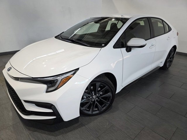 Used 2025 Toyota Corolla SE w/ Convenience Package