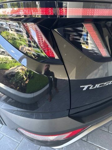 Used 2022 Hyundai Tucson Limited FWD image 11