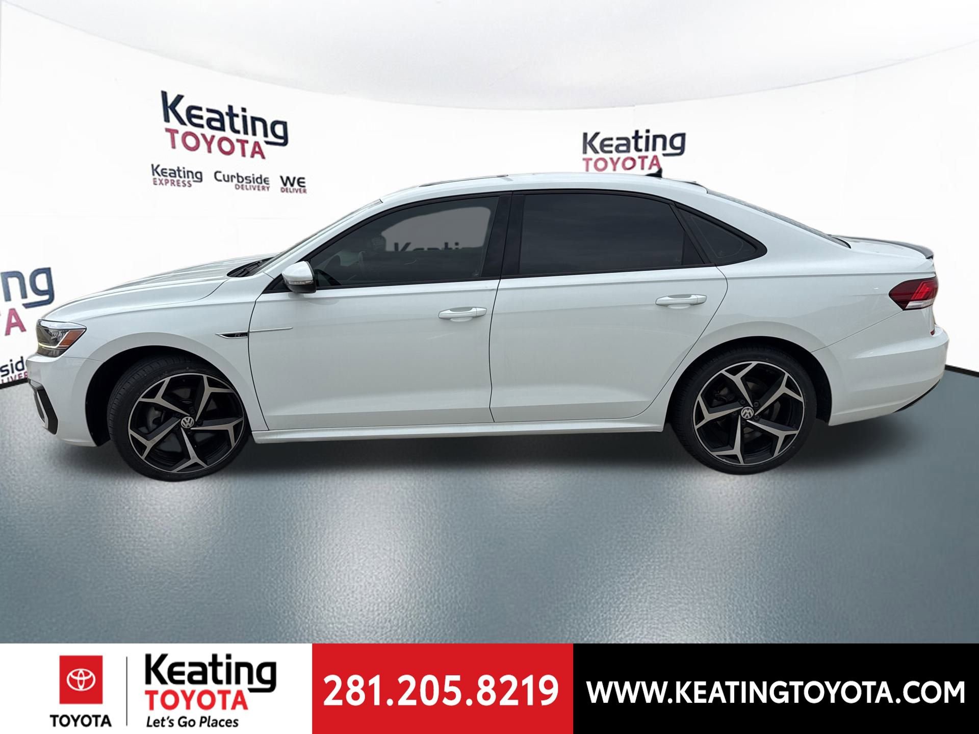 Used 2022 Volkswagen Passat 2.0T R-Line image 30