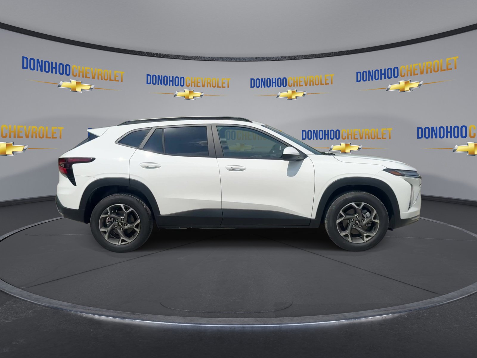New 2026 Chevrolet Trax LT w/ LT Convenience Package FWD image 12
