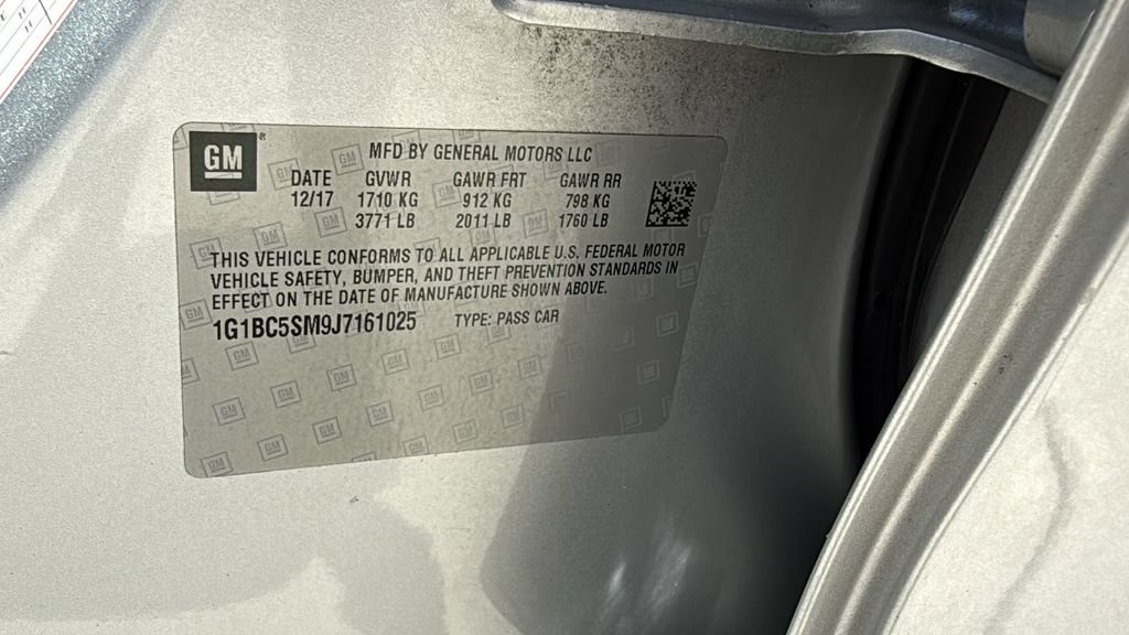 Used 2018 Chevrolet Cruze LS FWD image 37