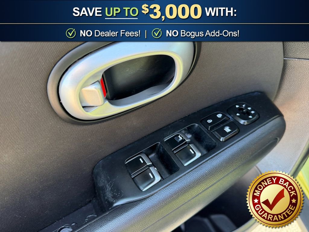 Used 2019 Kia Soul image 16