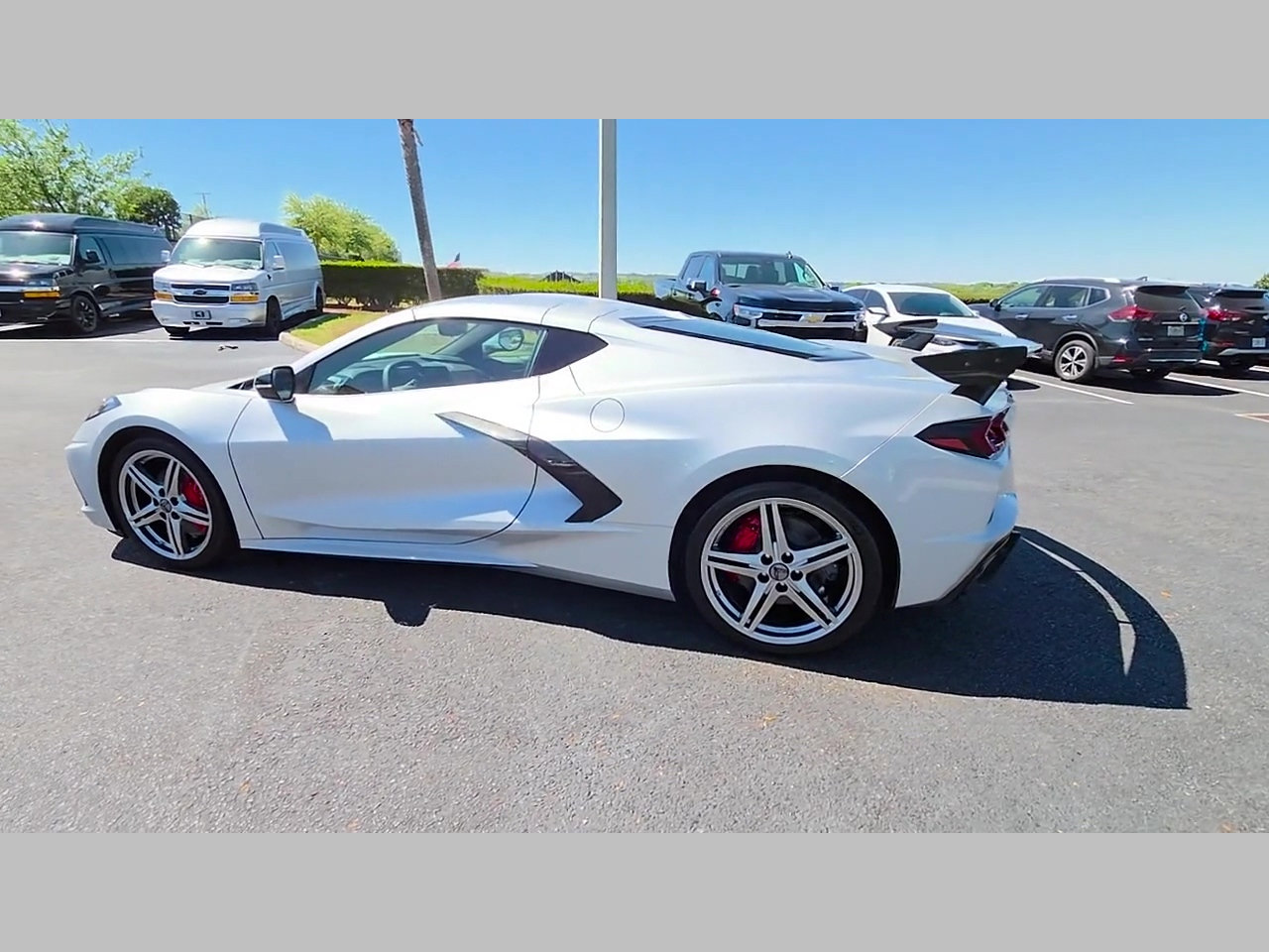 New 2026 Chevrolet Corvette Stingray Coupe w/ 1LT RWD image 16