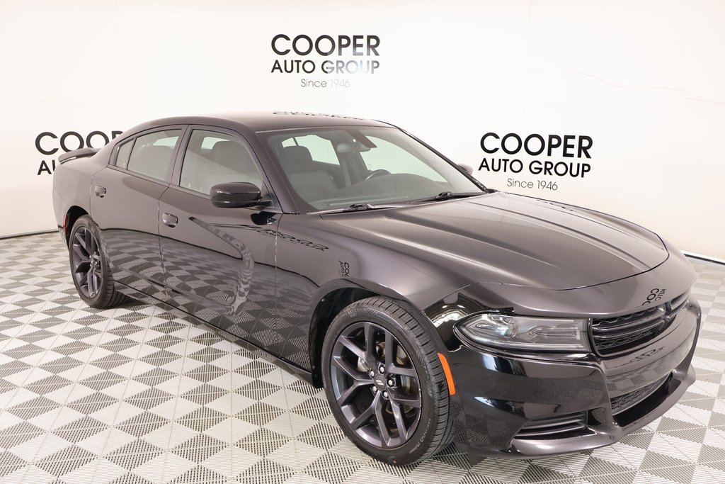 Used 2022 Dodge Charger SXT w/ Blacktop Package