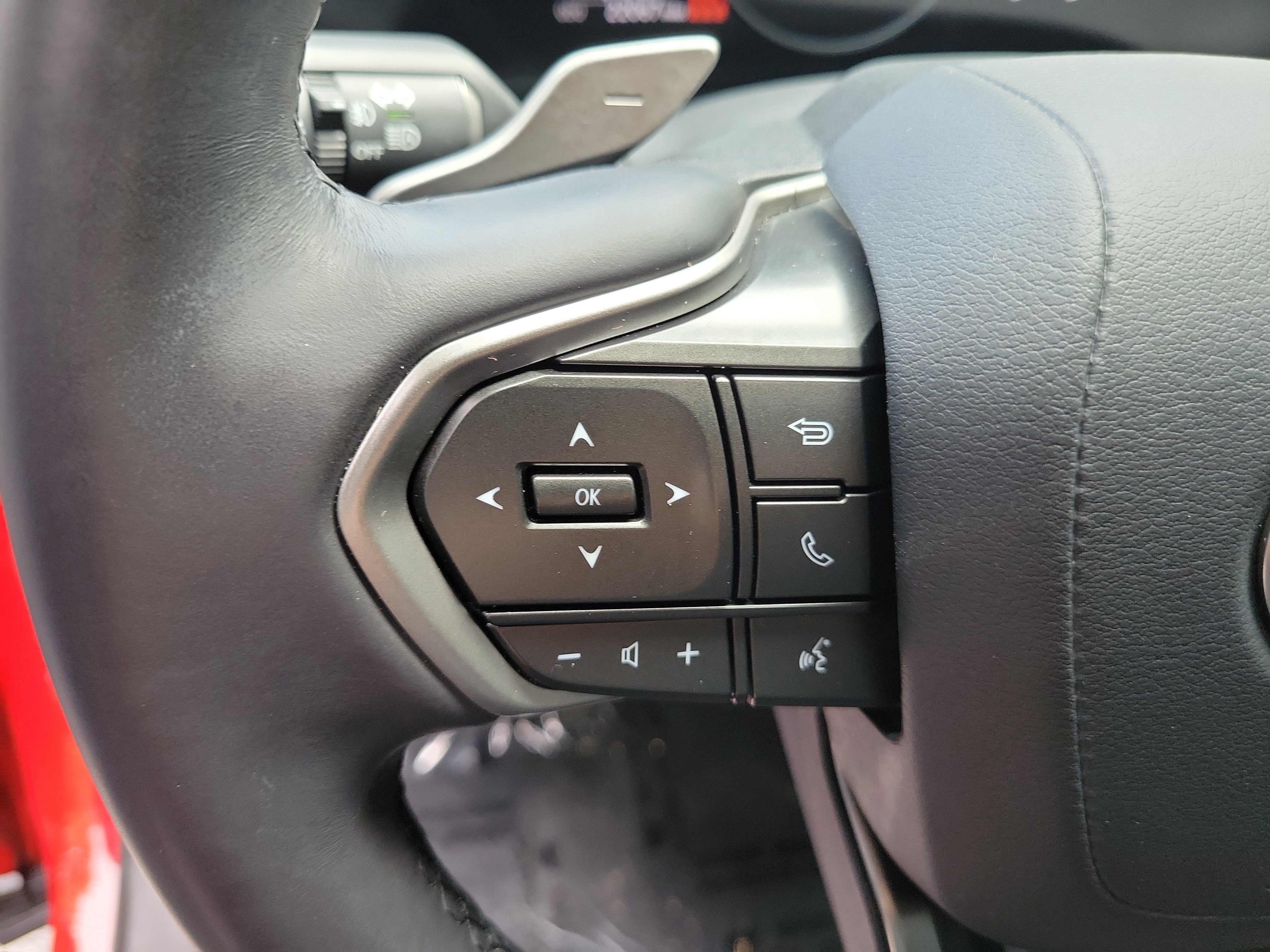 Used 2025 Lexus NX 250 FWD w/ Towing Package (2000 Lbs) image 25