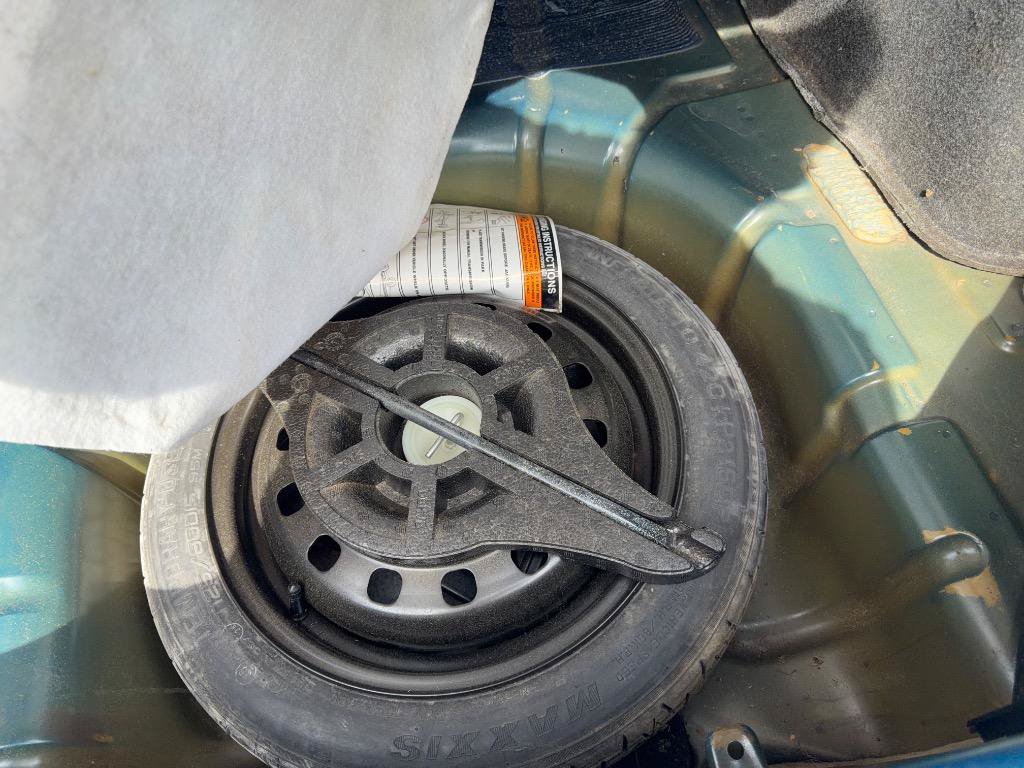 Used 2010 Ford Focus SEL FWD image 37
